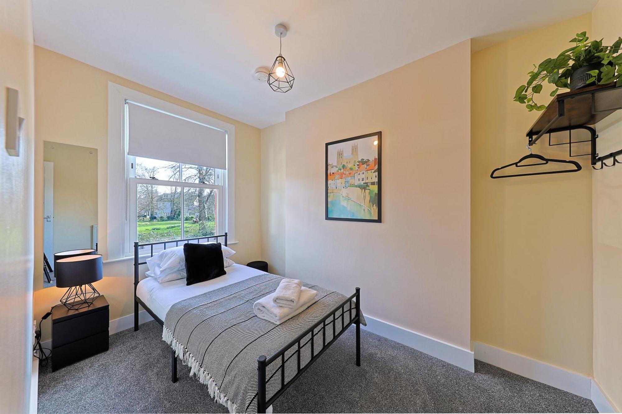 Centre Riverside Retreat Holiday home