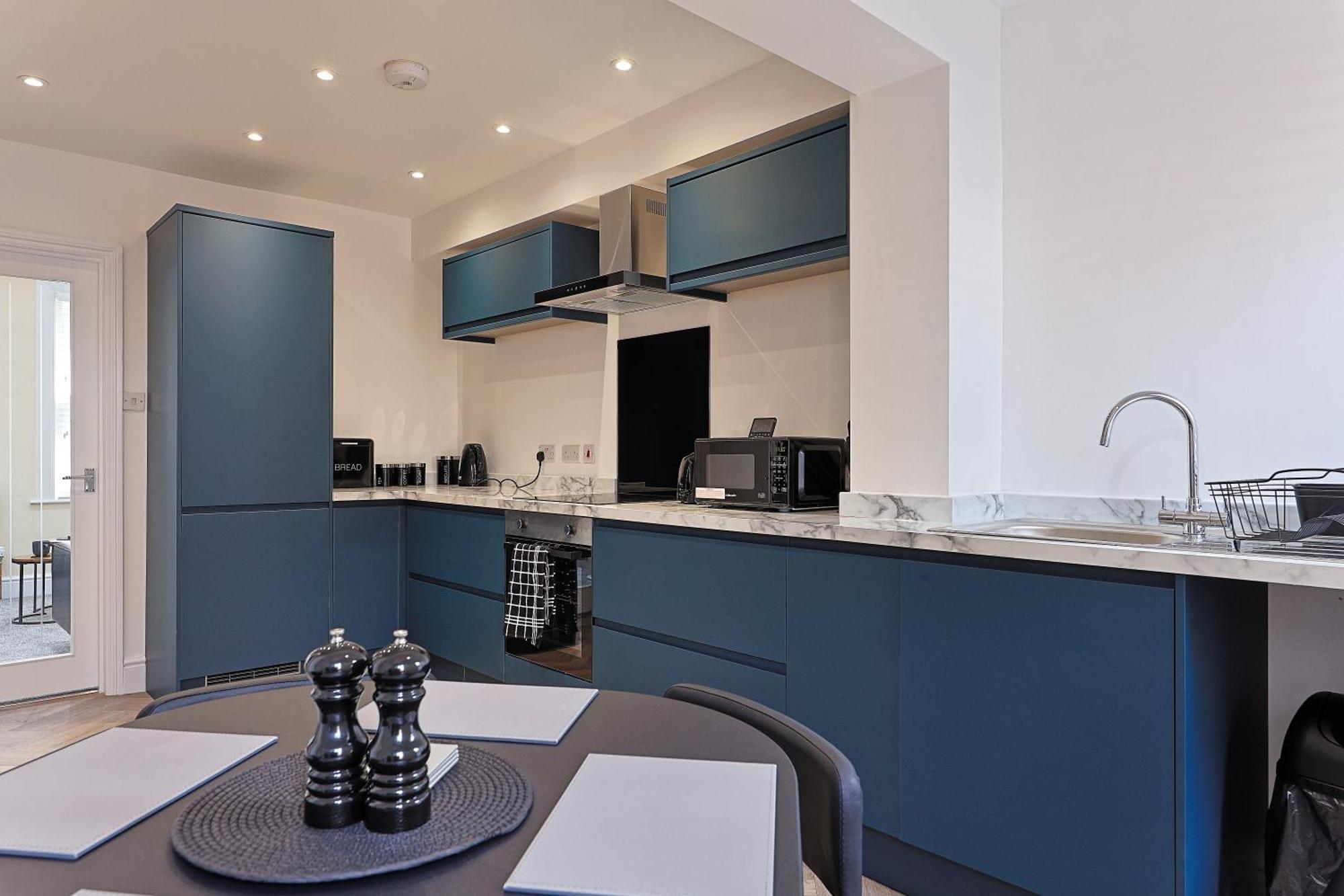 Centre Riverside Retreat *